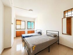 Blk 403 Bukit Batok West Avenue 7 (Bukit Batok), HDB Executive #610139881